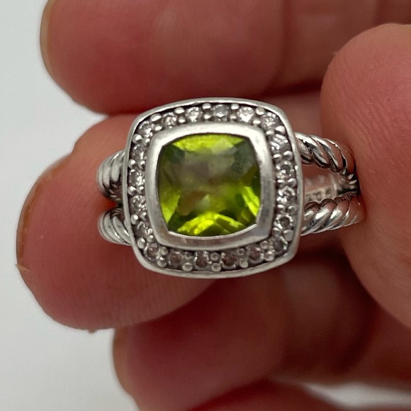 David Yurman Petite Peridot Sterling Silver Ring. Size 4.5 - Picture 2 of 12